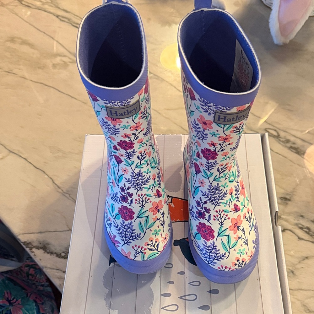 Hatley Classic Kids Rain Boots Wild Flowers - girls size 13